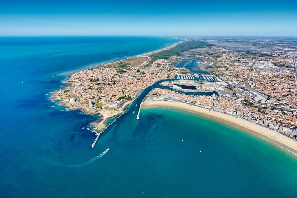 Maison Proche Plages, Port Et Tous Commerces Holiday home Les Sables-d'Olonne