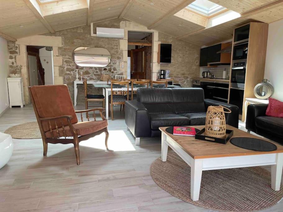 Holiday home Maison Proche Plages, Port Et Tous Commerces Les Sables-d'Olonne
