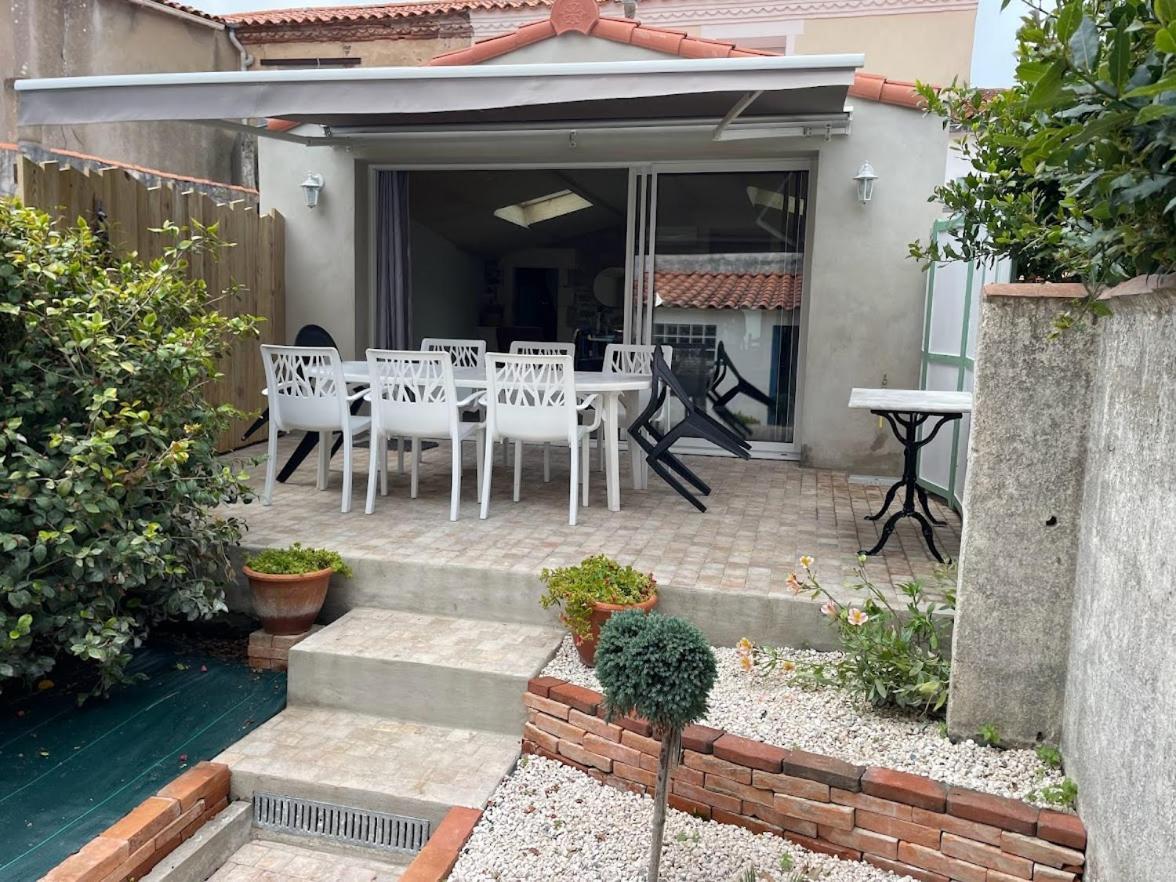Holiday home Maison Proche Plages, Port Et Tous Commerces *